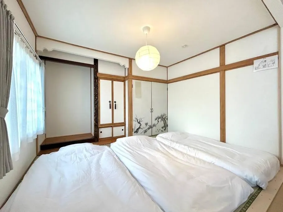 Furano Bnb 0*,